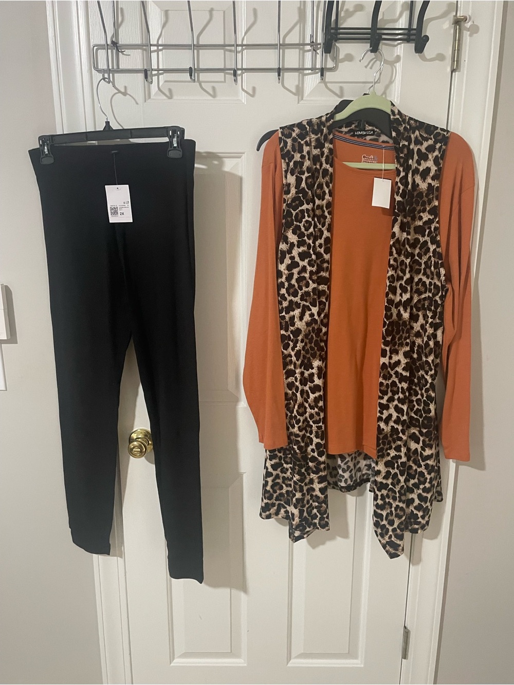 Black Leggings with Rust Long Sleeve Top and Leopard Vest Set 2x